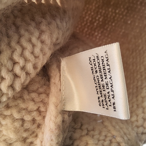 Ann Taylor Cream Colored Cable Knit Sweater Size XS - Picture 5 of 5